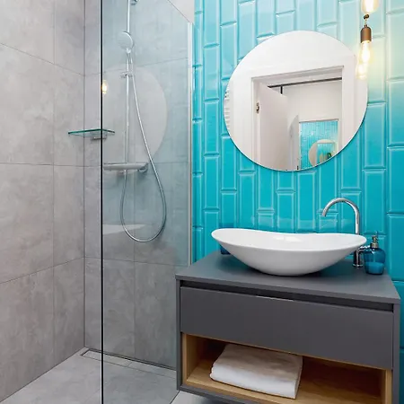 Apartmán Blue Breeze Stay With Balcony - For 2 - Old Town *